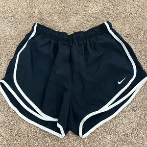 Nike dryfit shorts. Size L. No rips/tears/stains. Only worn a handful of times.